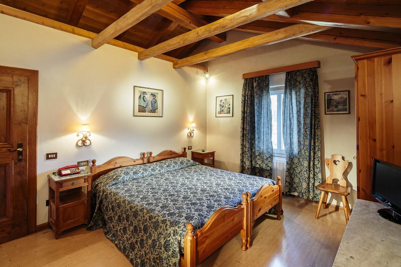 Dependance Hotel Corona Кортина д'Ампецо Екстериор снимка
